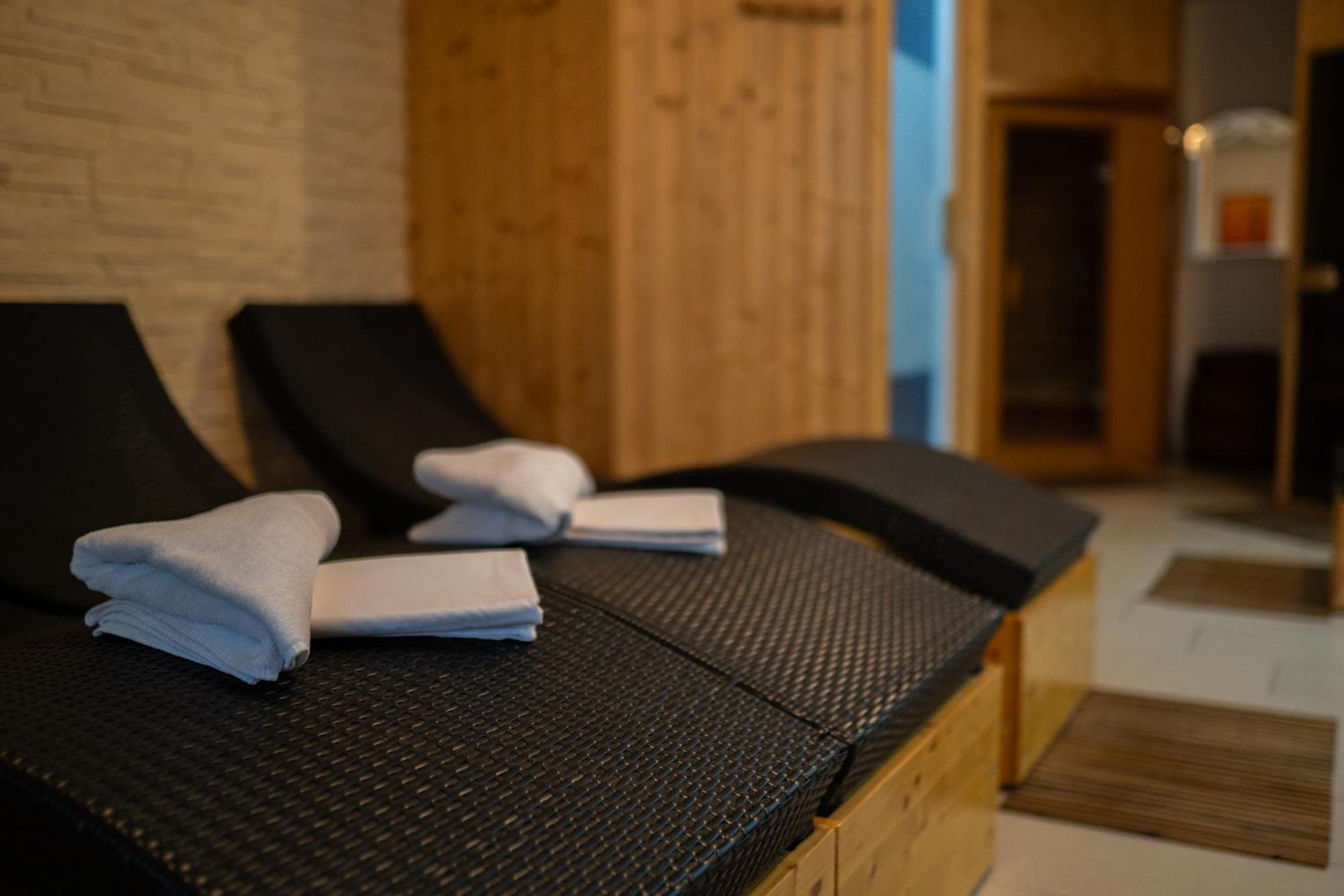 Hotel Na Pekarne ซูชิเซ ภายนอก รูปภาพ