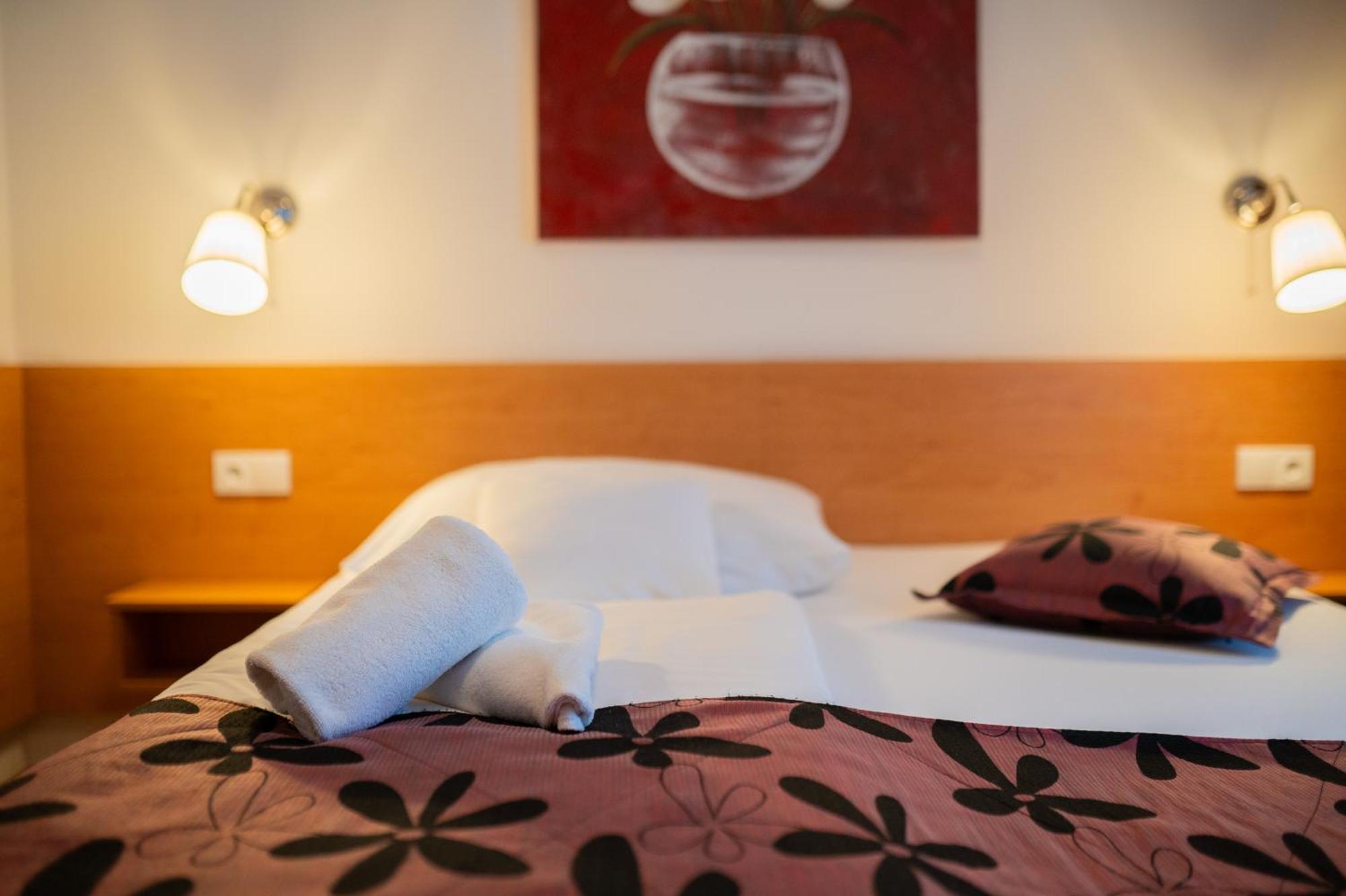 Hotel Na Pekarne ซูชิเซ ภายนอก รูปภาพ